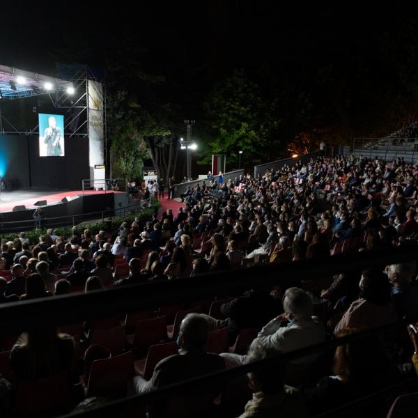 Platea