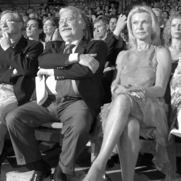 2004